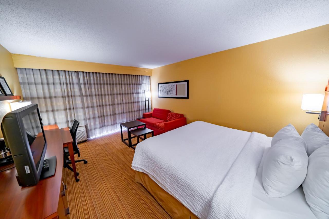 Iowa Inn Bettendorf Quad Cities Esterno foto