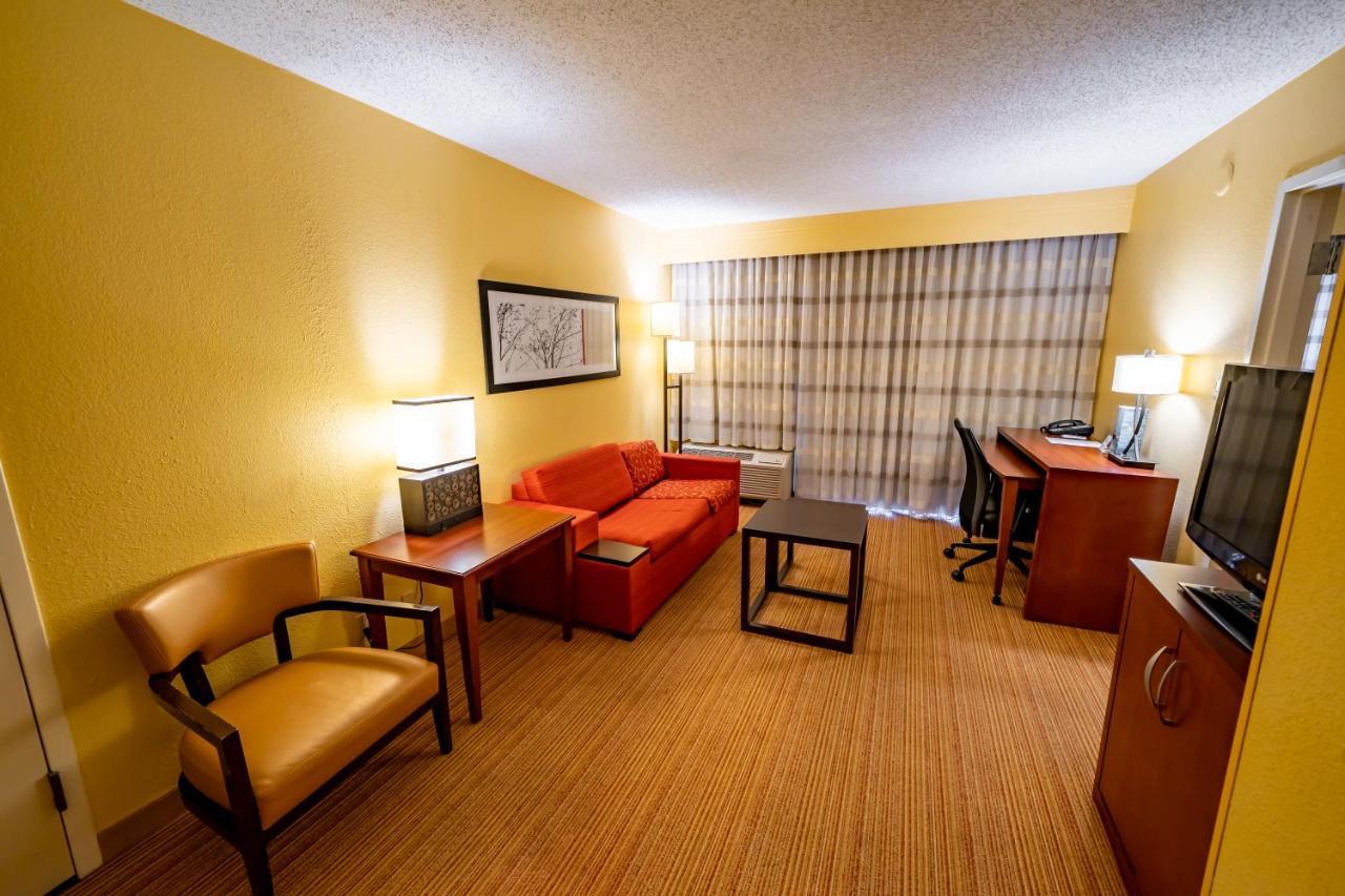 Iowa Inn Bettendorf Quad Cities Esterno foto