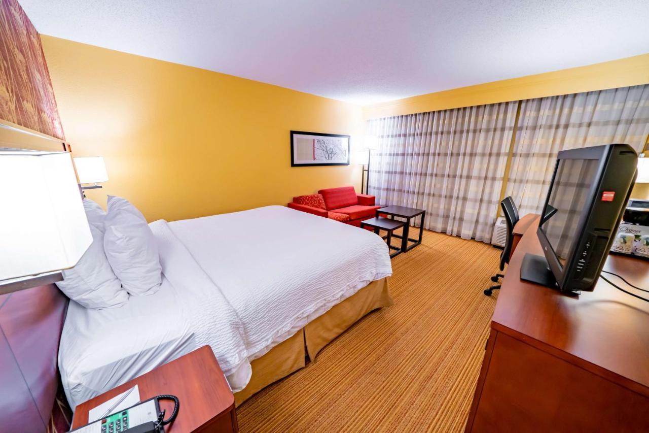 Iowa Inn Bettendorf Quad Cities Esterno foto