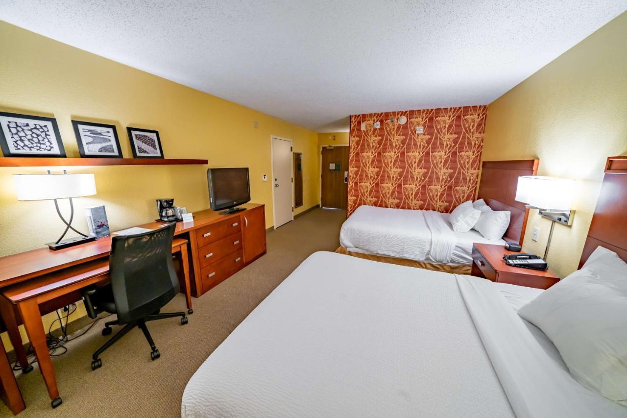 Iowa Inn Bettendorf Quad Cities Esterno foto