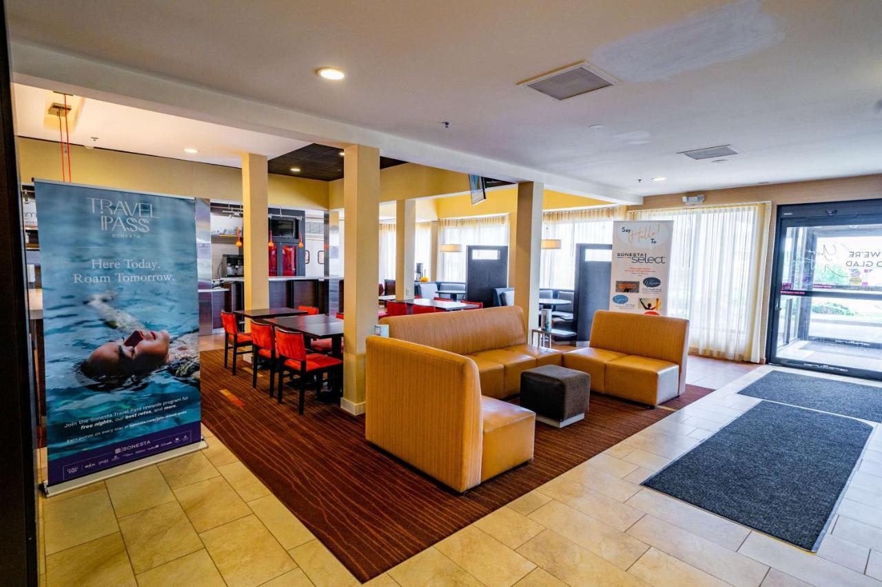 Iowa Inn Bettendorf Quad Cities Esterno foto
